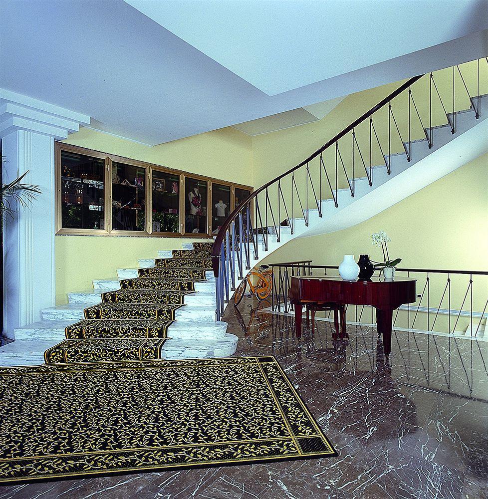 Continental Wellness & 4*