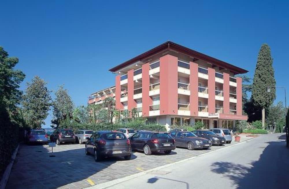 Hotel Continental Wellness &