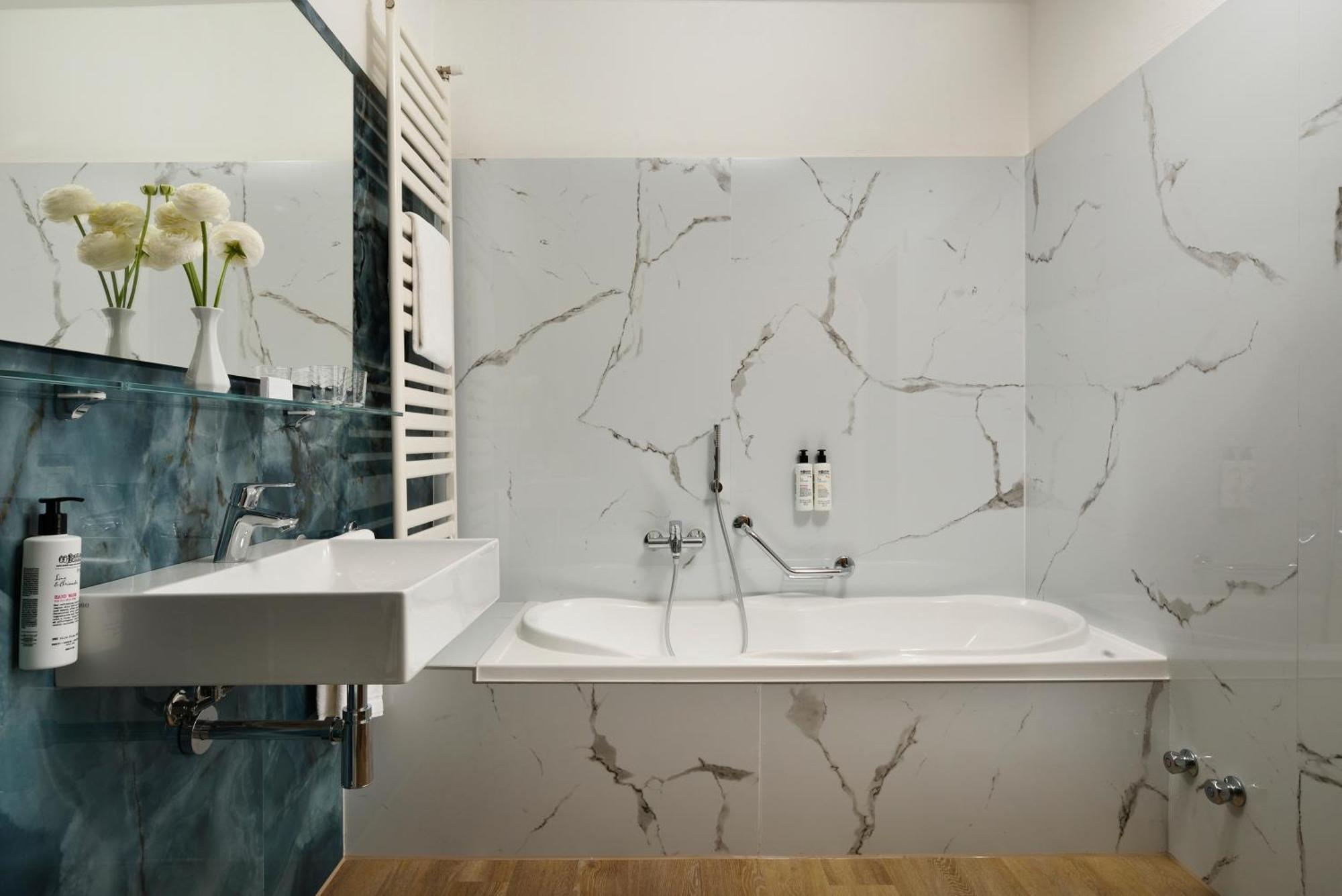 Continental Wellness & Hotel Sirmione