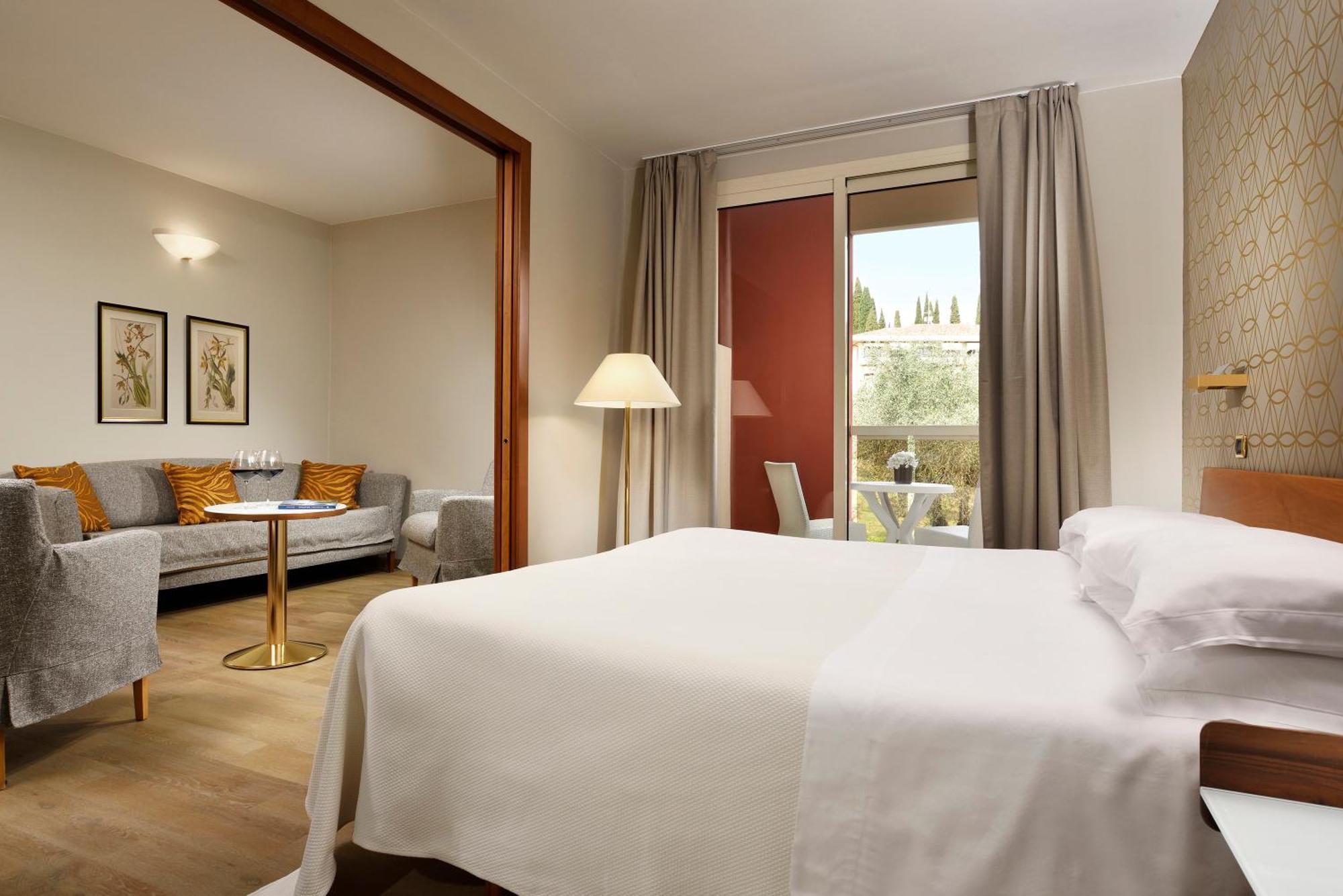 Continental Wellness & Hotel