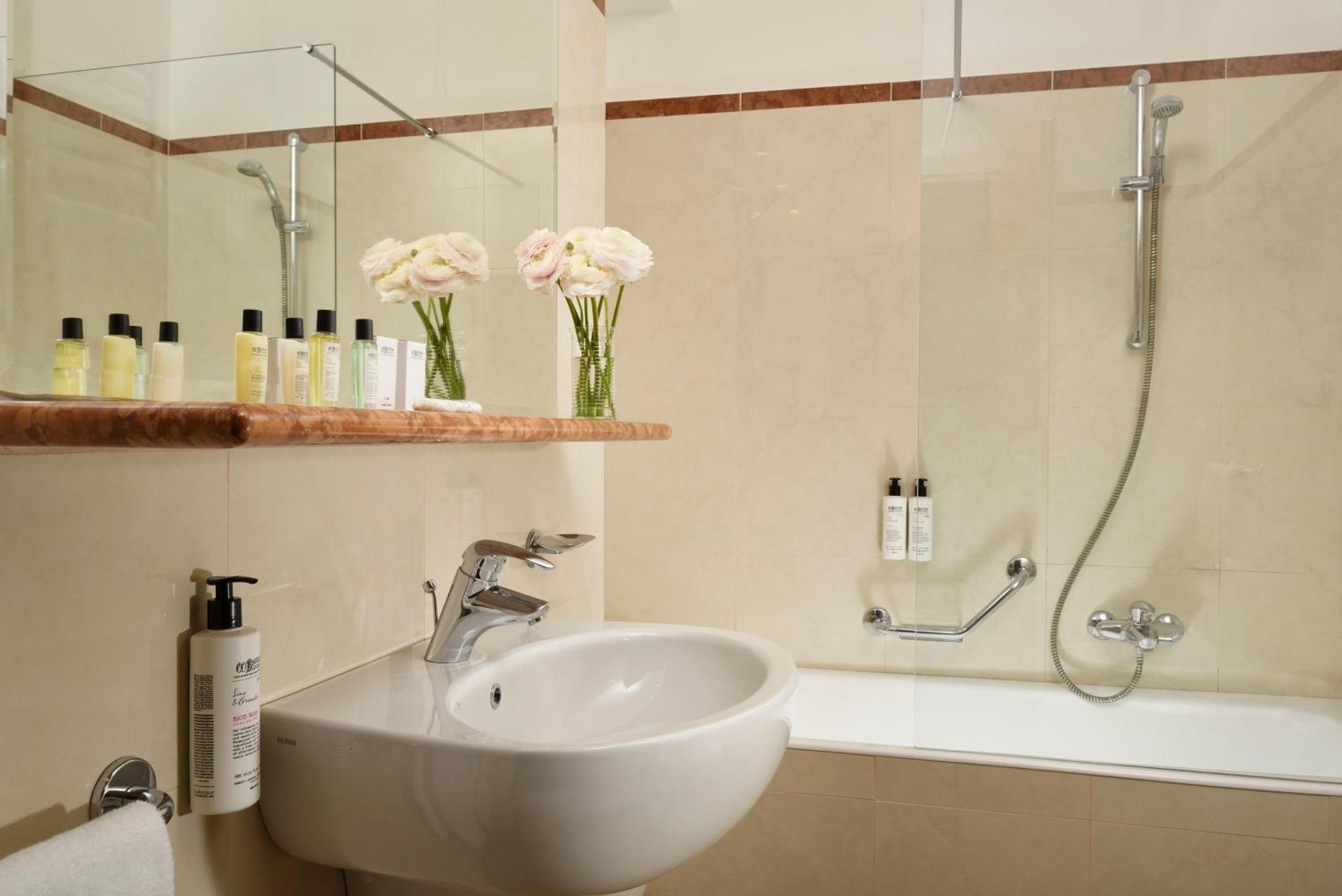 Continental Wellness & Hotel 4*